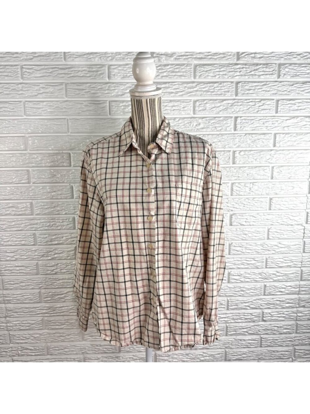 Vintage Pendleton Long Sleeve Button Up Shirt Classic Plaid Pattern Size XL